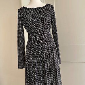 MICHAEL KORS GINGHAM BLACK AND WHITE PLEATED CINCHED WAIST SZ XS VERY SLIMMING